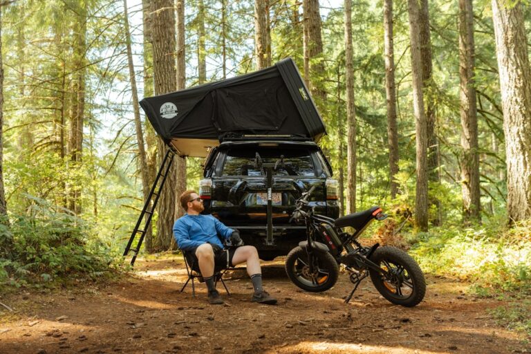 Five Must-Have Accessories for a Comfortable Camping Experience